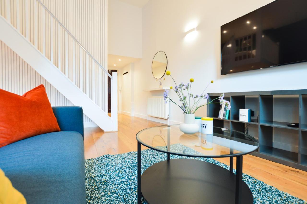 Spacious West Hampstead Apartment With Mezzanine Bedroom By Concept Apartments Londres Exterior foto