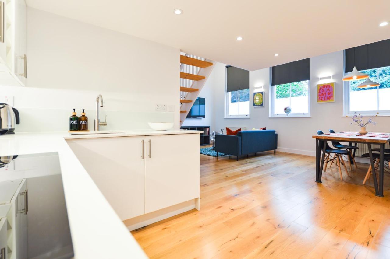 Spacious West Hampstead Apartment With Mezzanine Bedroom By Concept Apartments Londres Exterior foto